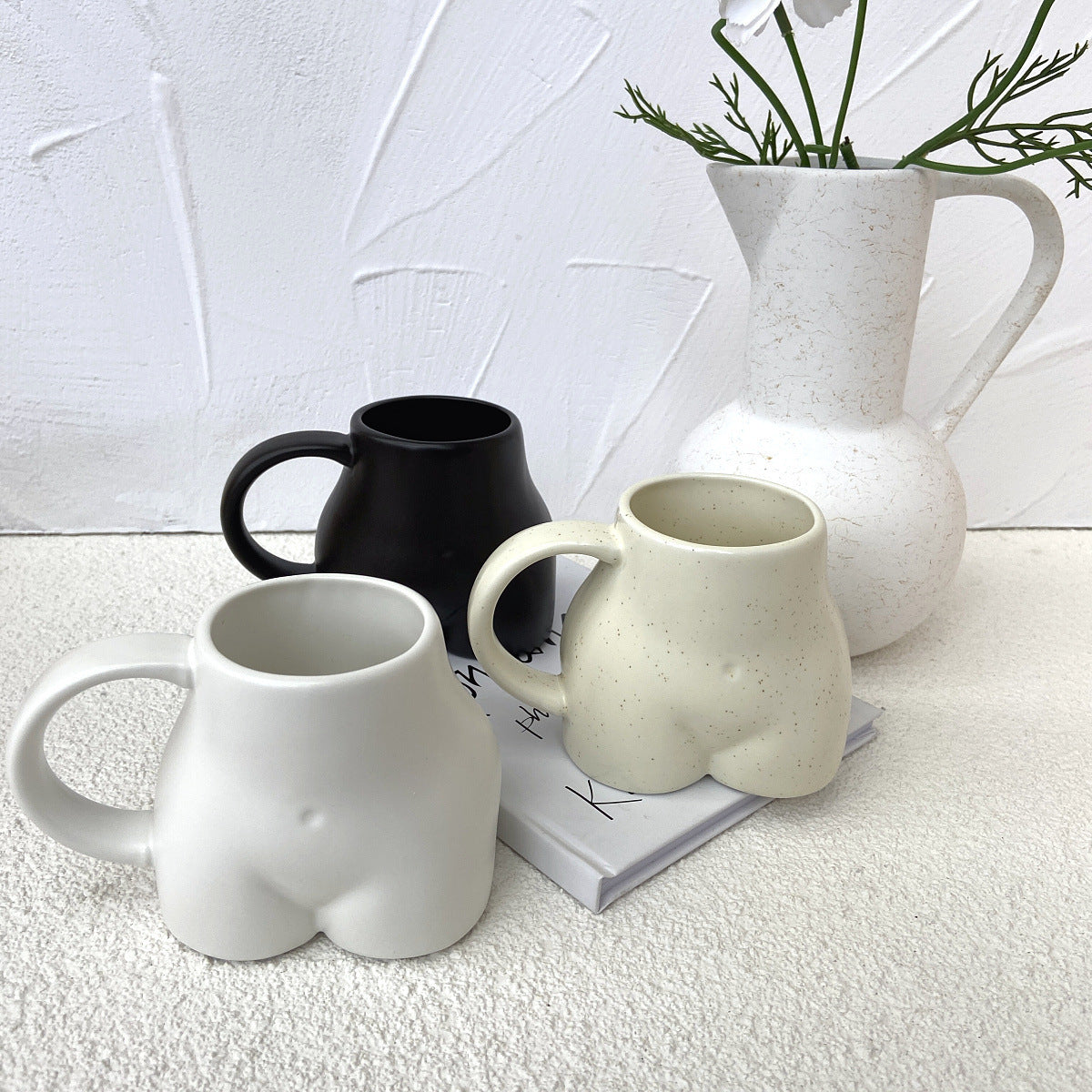 butt mug white black beige