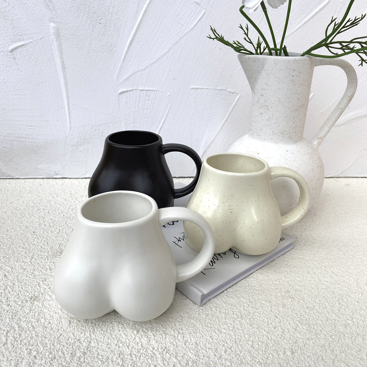 butt mug white black beige