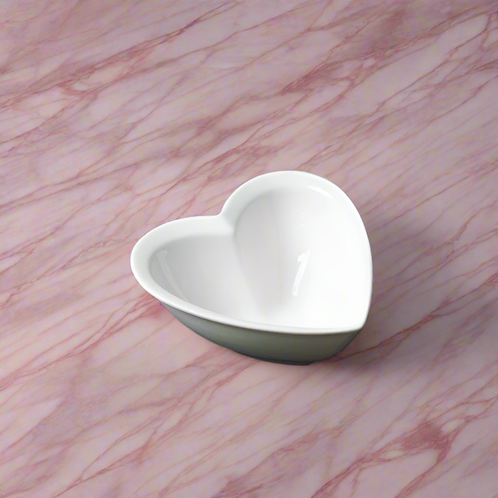 Heart-Shaped Ceramic Plate 9