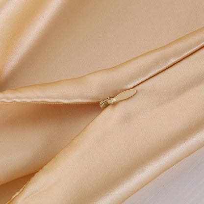 Pillowcase silk and satin beige