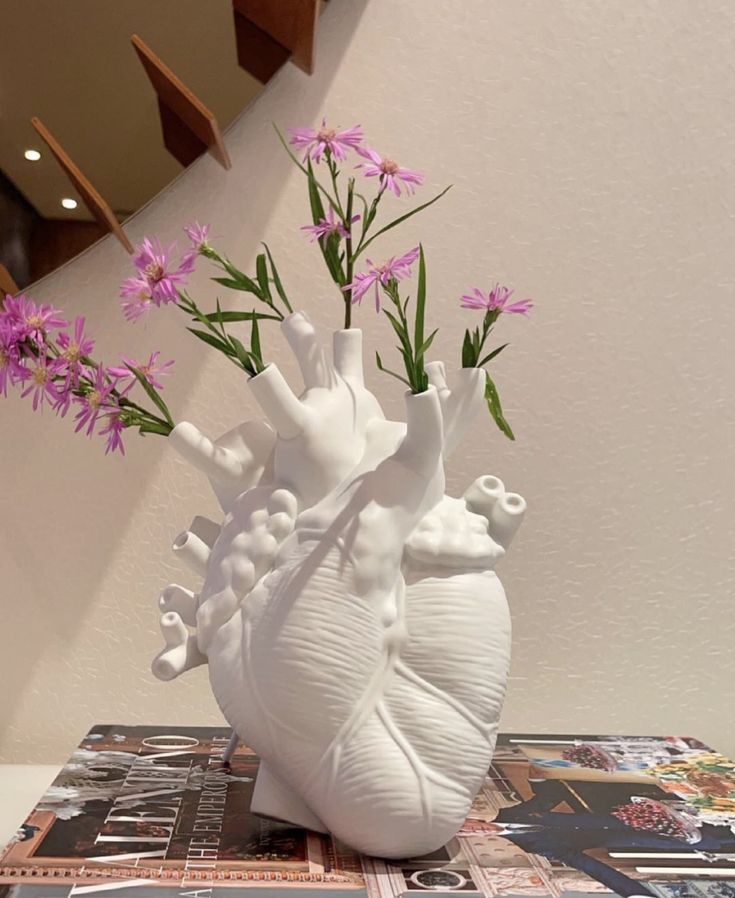 Hand-Shaped Flower Vase Home White